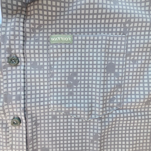 Retro Rifle Warrior Button Down Shirt Men's Medium Short Sleeve - Picture 4 of 7
